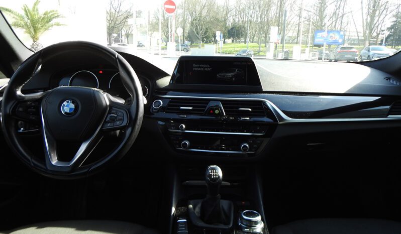 BMW 520d Touring completo