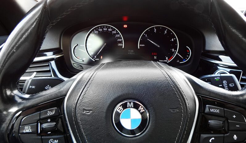 BMW 520d Touring completo