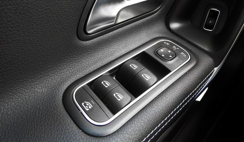 Mercedes Classe A – A250e completo