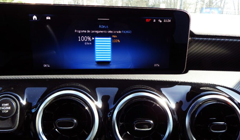 Mercedes Classe A – A250e completo