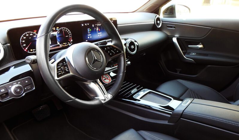 Mercedes Classe A – A250e completo