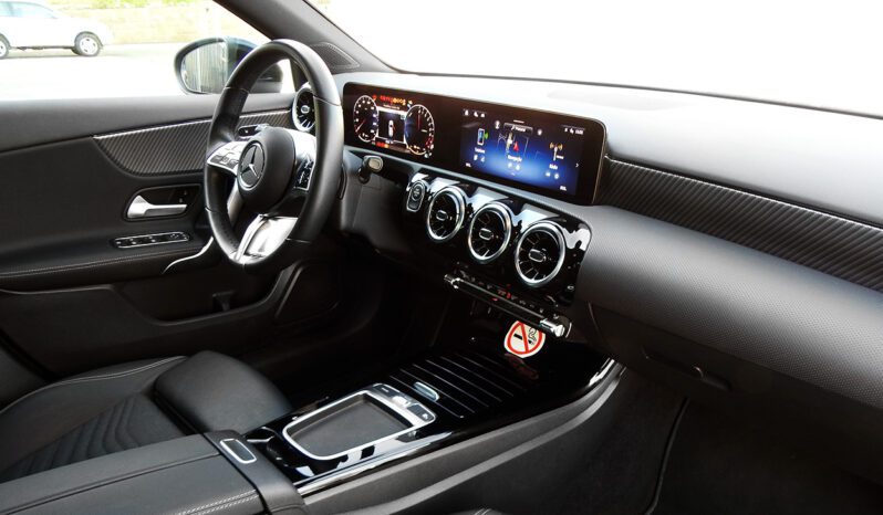 Mercedes Classe A – A250e completo