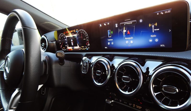 Mercedes Classe A – A250e completo