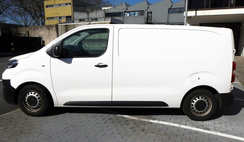 Toyota ProAce 1.5 D-4D L1 4P completo
