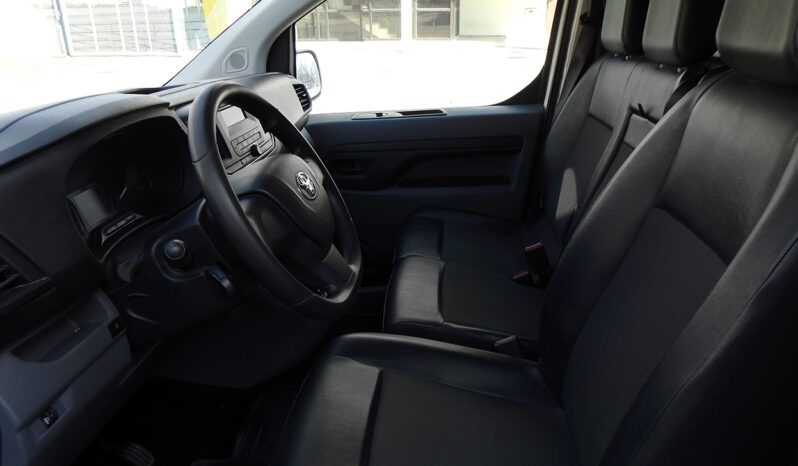 Toyota ProAce 1.5 D-4D L1 4P completo