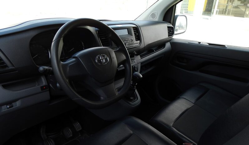 Toyota ProAce 1.5 D-4D L1 4P completo